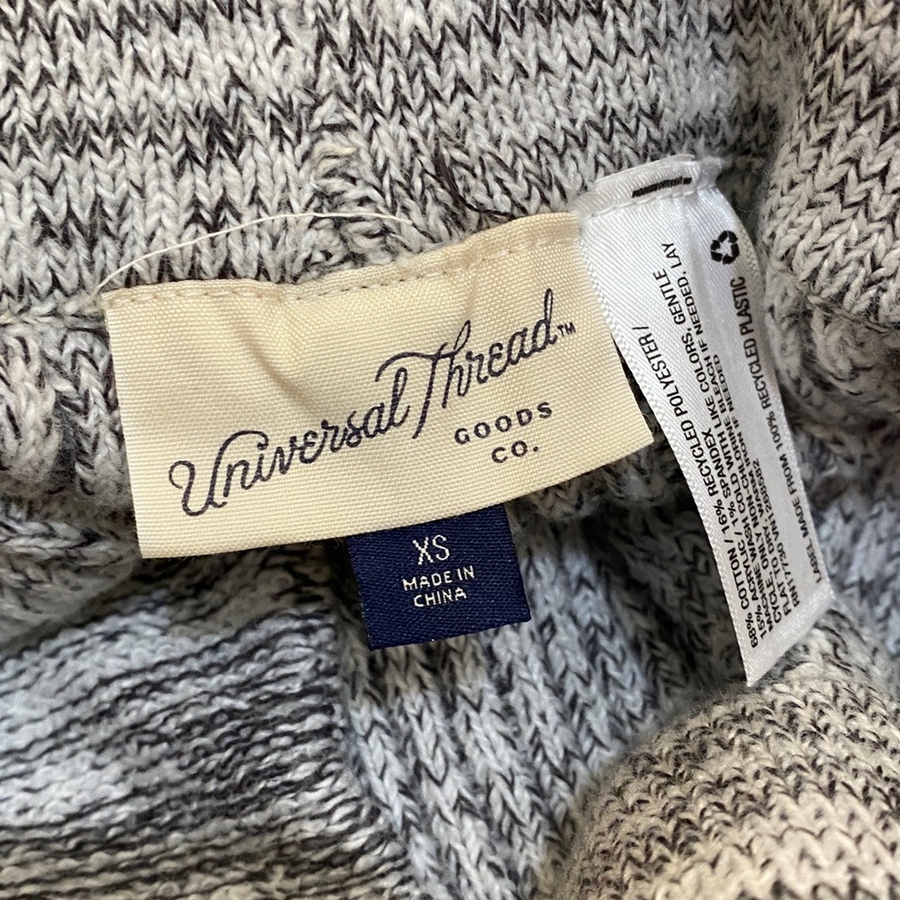 Universal Thread Xs - image 3